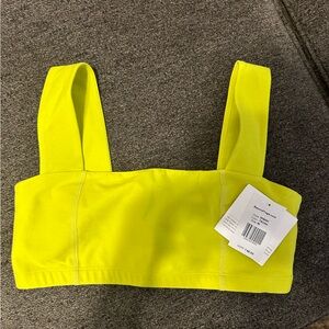 Medium Space dye square bra in True Chartreuse Heather NWT Beyond yoga